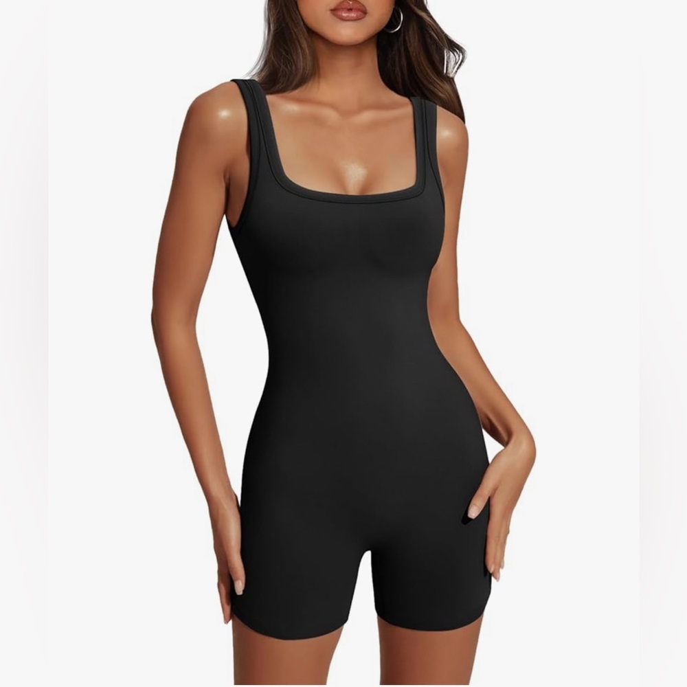 AUTOMET Women's One Piece Jumpsuit Short Bodysuit Workout Romper Gym Yoga size S